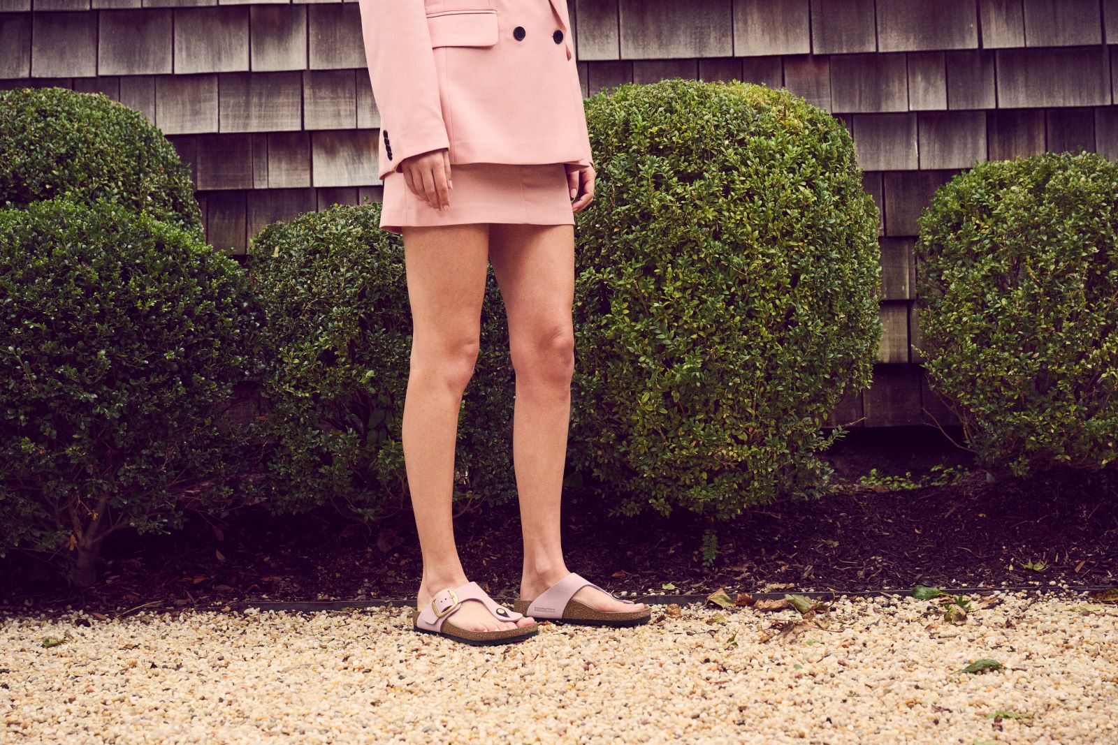 BIRKENSTOCK GIZEH BIG BUCKLE NUBUCK | SOFT PINK