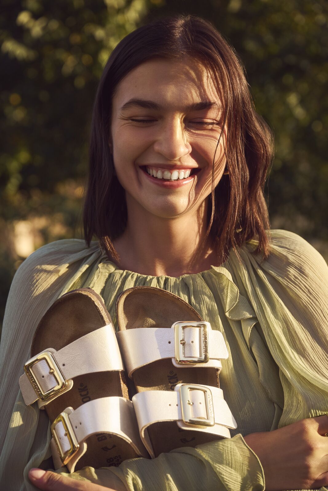BIRKENSTOCK SYDNEY LUXE BUCKLE | PEARL WHITE