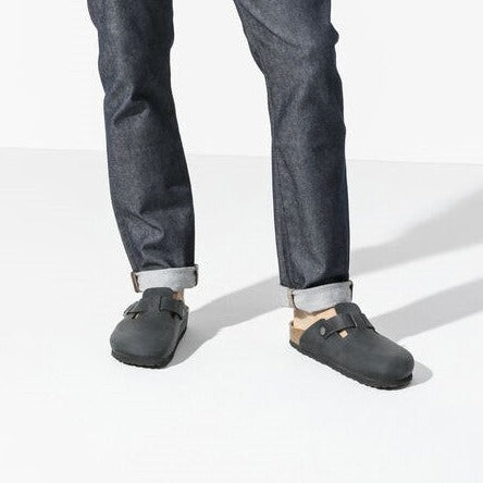 BIRKENSTOCK BOSTON OILED LEATHER | BLACK