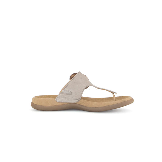 GABOR SANDAL THONG BUCKLE | BEIGE