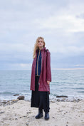 Load image into Gallery viewer, ILSE JACOBSEN LIGHT RAINCOAT | MAROON BANNER