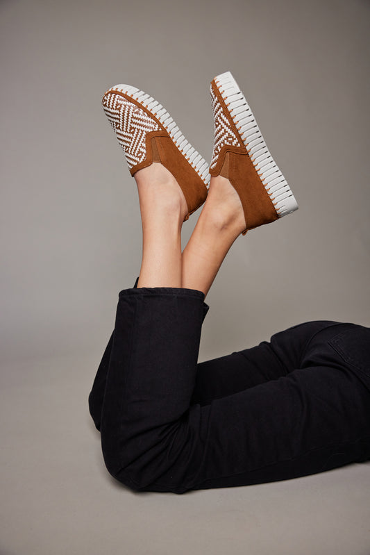 ILSE JACOBSEN PLATFORM TULIP SHOE | CASHEW/WHITE