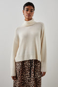 Load image into Gallery viewer, RAILS ESTELLE SWEATER | IVORY