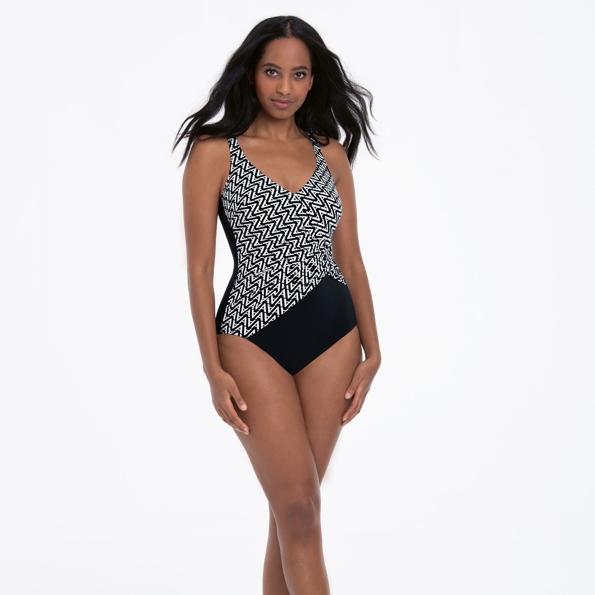 Felia | Pull douillet à col rond pour femmes | Knitted Delight