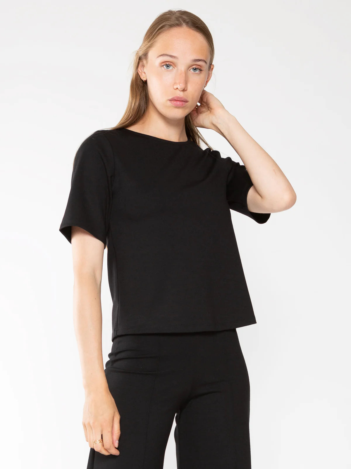 RIPLEY RADER PONTE KNIT SHORT SLEEVE TOP | BLACK