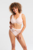 Load image into Gallery viewer, LOUISA BRACQ ALBANACH SOFT CUP SPACER | BISOU
