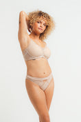 Load image into Gallery viewer, LOUISA BRACQ ALBANACH SOFT CUP SPACER | CHAIR