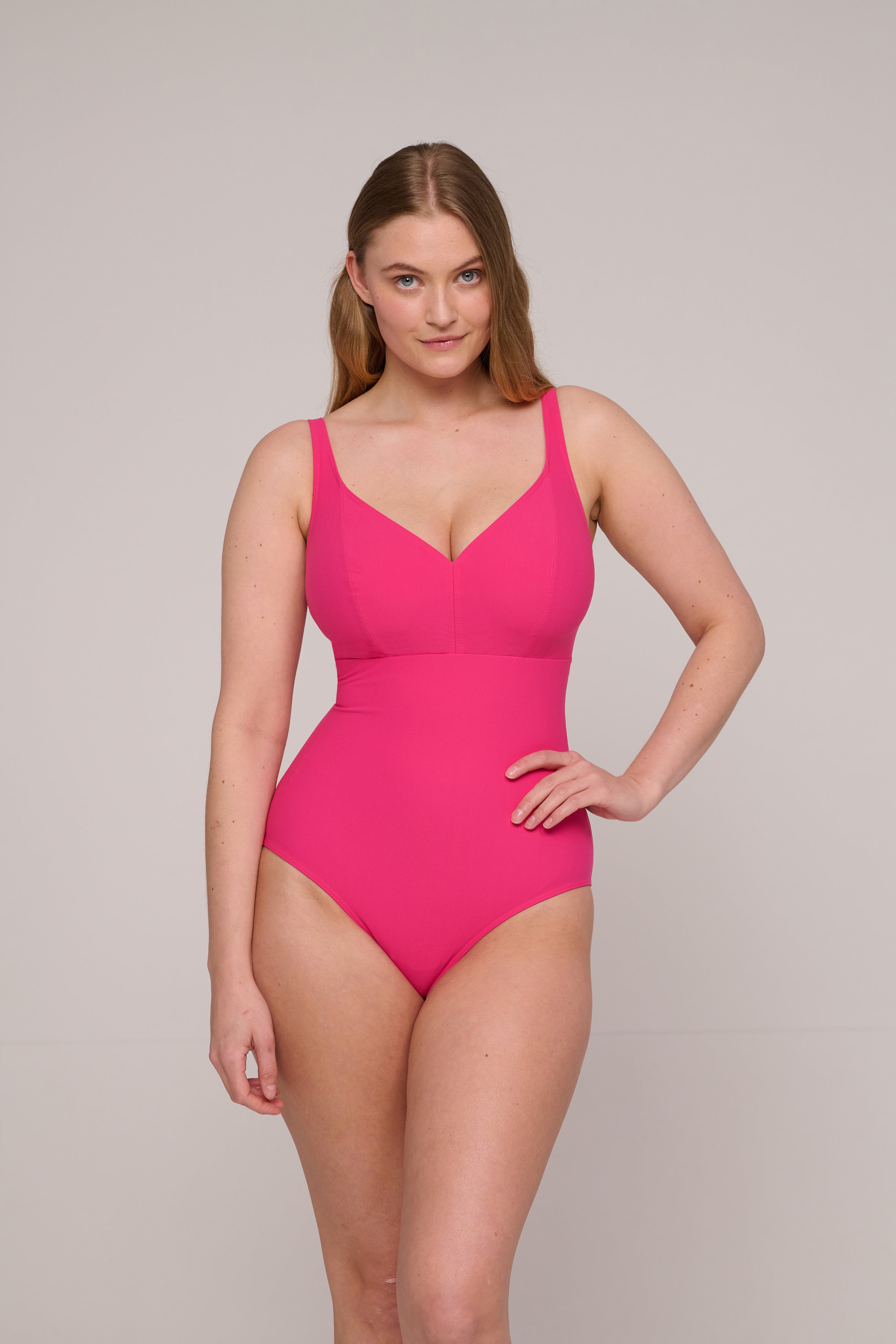 PRIMADONNA ASWAN | WIRELESS PLUNGE SWIMSUIT