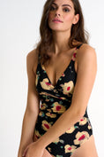 Load image into Gallery viewer, 42260-02-950 - Classic One-Piece 04 / 950 Sakura