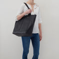 Load image into Gallery viewer, HOBO ANTONIA TOTE