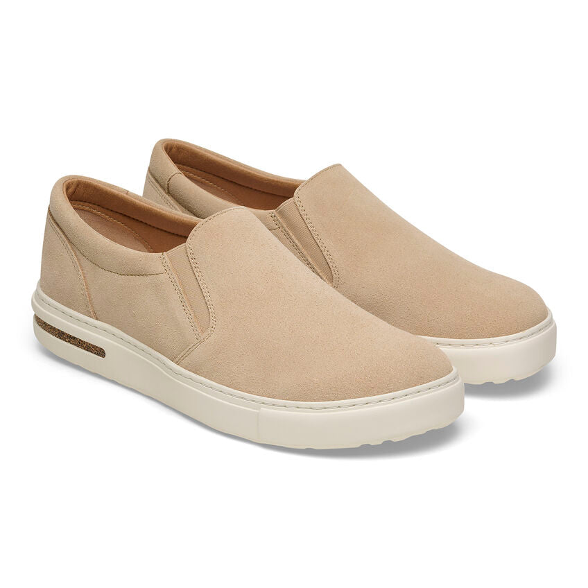 BIRKENSTOCK OSWEGO SUEDE NARROW | SANDCASTLE