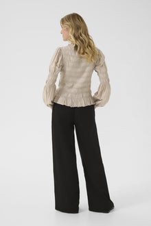 CREAM HENVA BLOUSE | COBBLESTONE