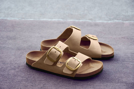 BIRKENSTOCK ARIZONA BIG BUCKLE NUBUCK | SANDCASTLE