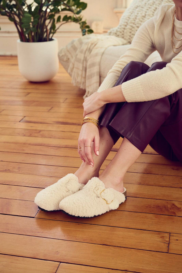 BIRKENSTOCK BOSTON BIG BUCKLE SHEARLING TEDDY | EGGSHELL