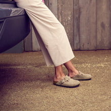 BIRKENSTOCK BOSTON SOFT FOOTBED SUEDE | TAUPE