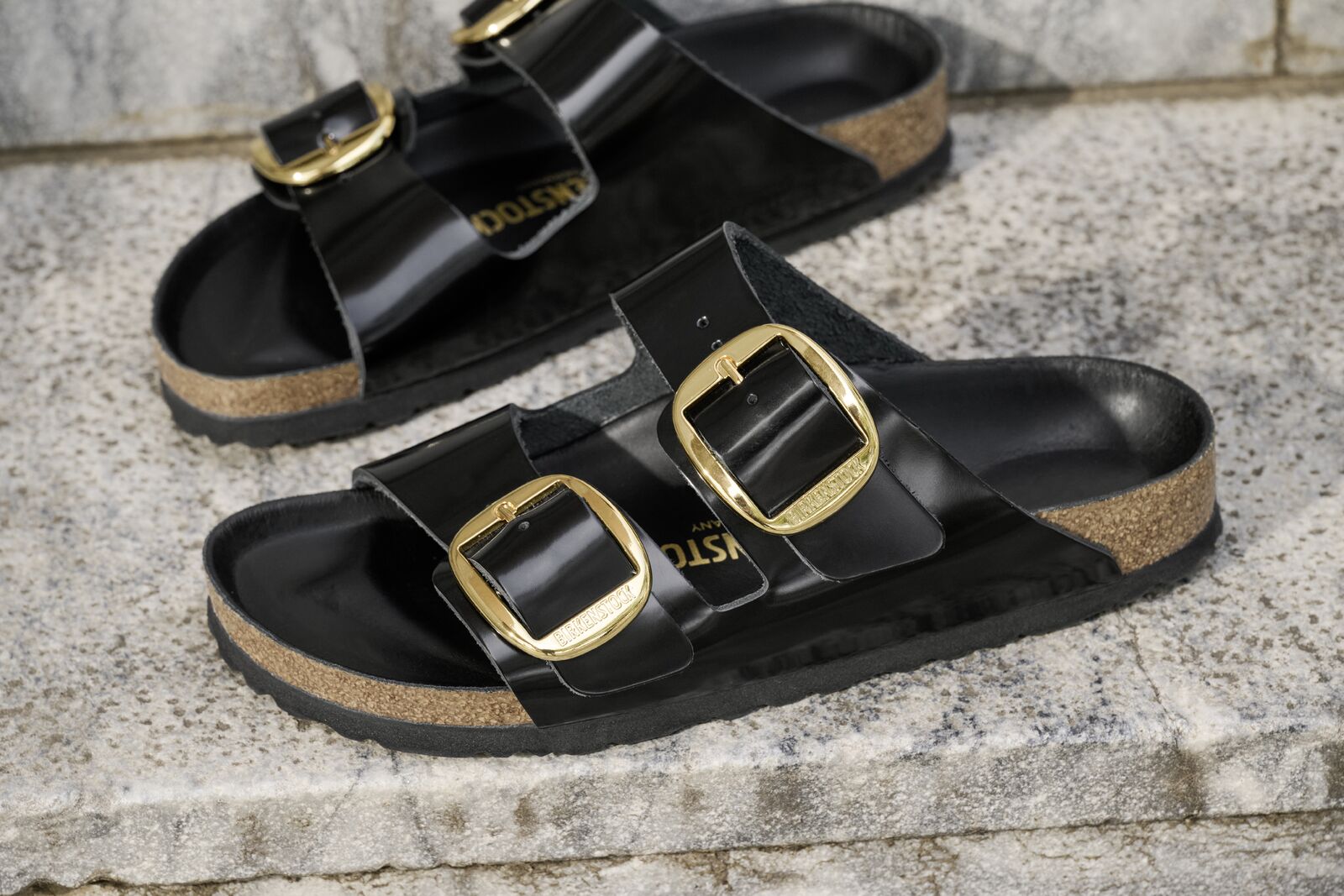 BIRKENSTOCK ARIZONA BIG BUCKLE HIGH SHINE | BLACK