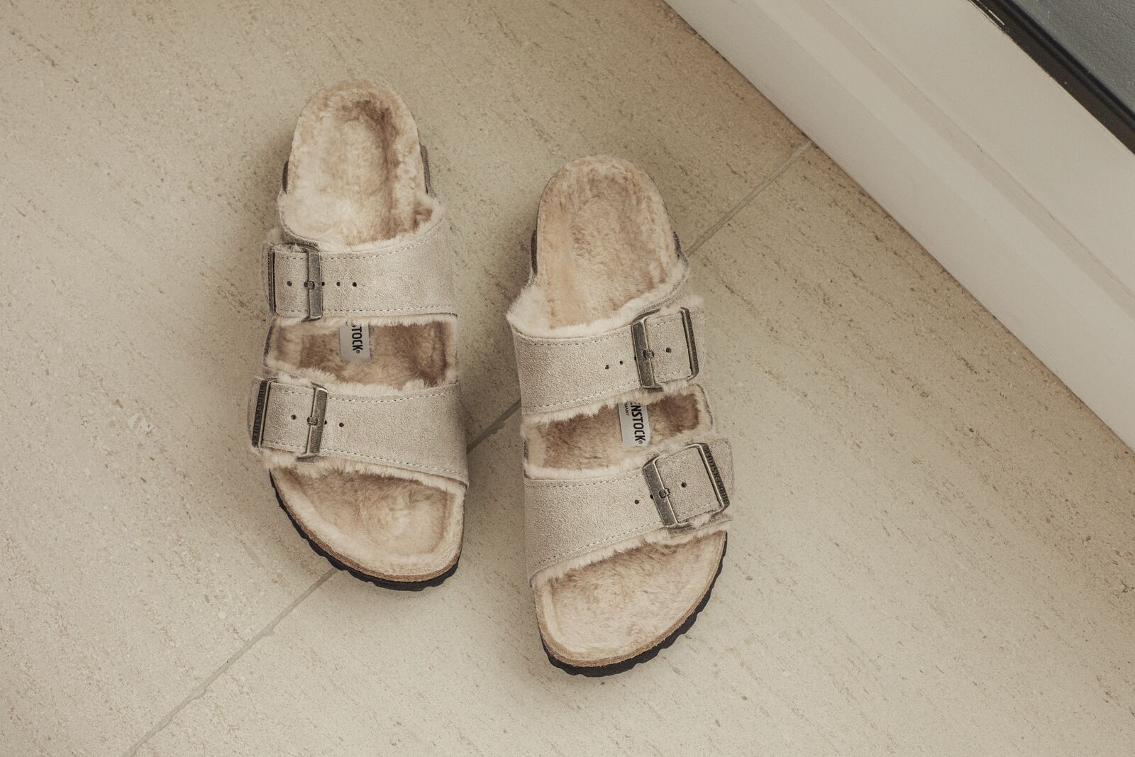 BIRKENSTOCK ARIZONA SHEARLING SUEDE LEATHER | TAUPE