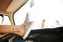 BIRKENSTOCK ARIZONA CHUNKY LEATHER | WARM SAND