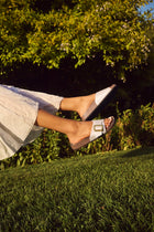 BIRKENSTOCK CATALINA LUXE BUCKLE | PEARL WHITE
