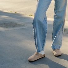 BIRKENSTOCK BOSTON RIVETS | TAUPE