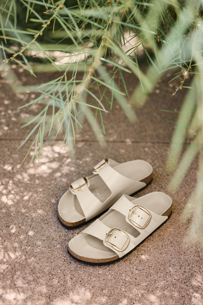 BIRKENSTOCK ARIZONA BIG BUCKLE HIGH SHINE | OYSTER