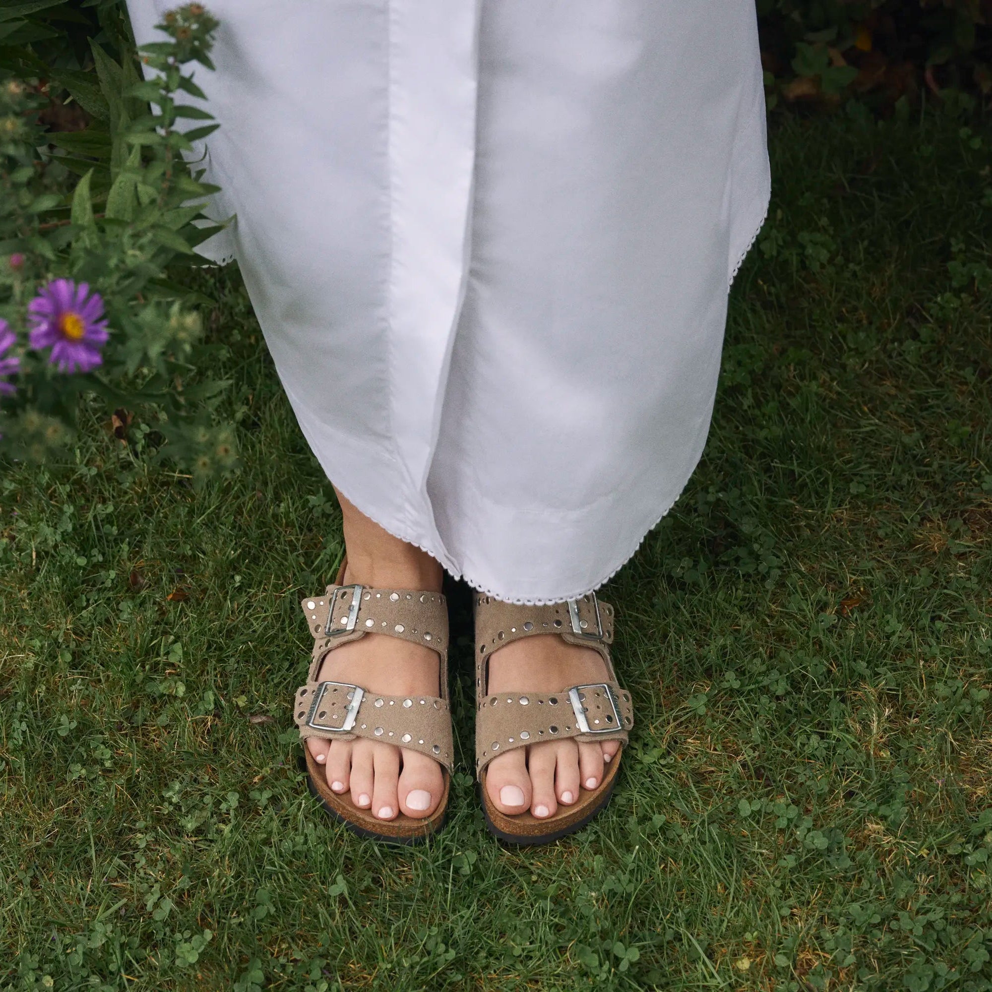 BIRKENSTOCK ARIZONA RIVETS | TAUPE