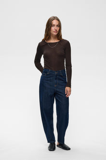 IN WEAR FANG LONG SLEEVE TSHIRT | CHOCOLATE BROWN