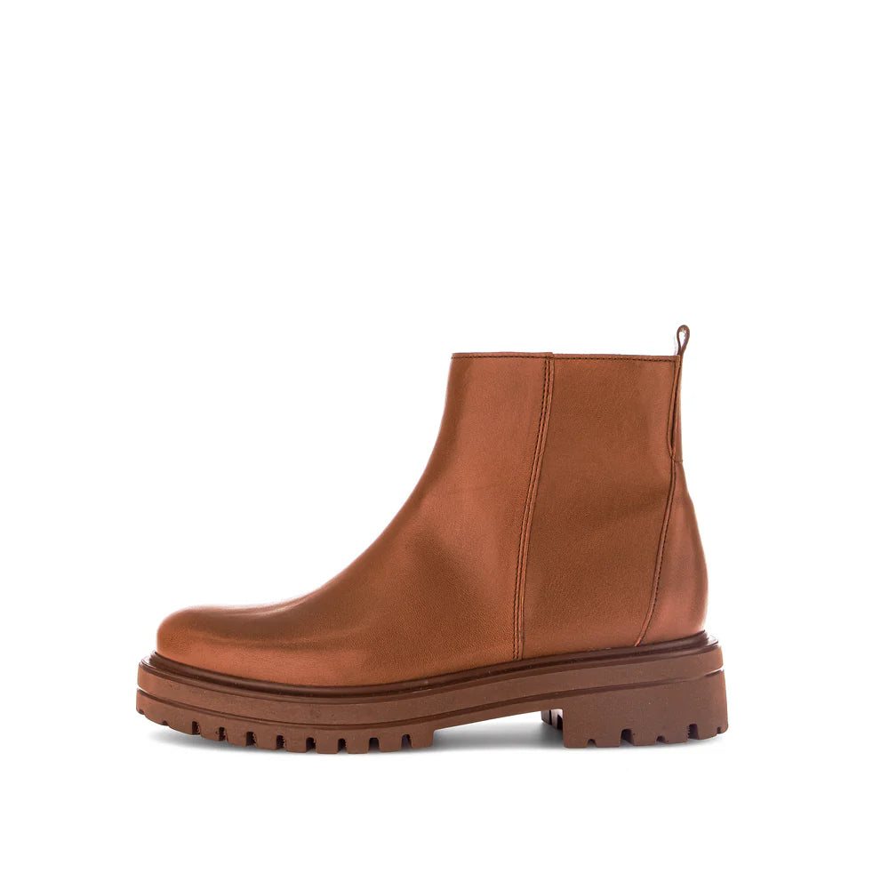 GABOR ANKLE BOOT | COGNAC