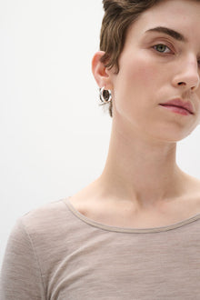 IN WEAR FANG LONG SLEEVE TSHIRT | OATMEAL