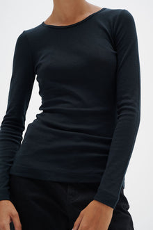 IN WEAR FANG LONG SLEEVE TSHIRT | BLACK