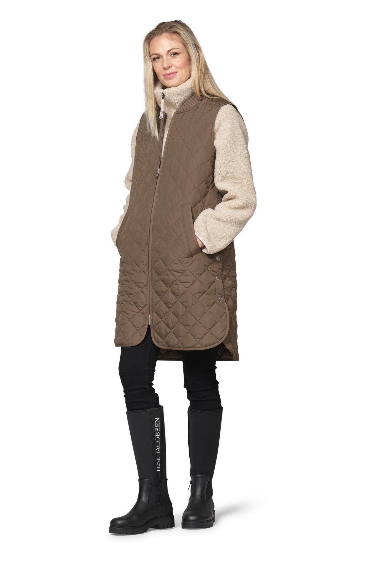 ILSE JACOBSEN QUILT VEST | MUD