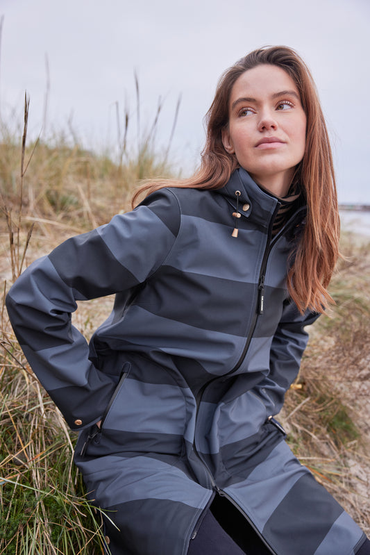 ILSE JACOBSEN LONG RAINCOAT | OMBRE-BLUE