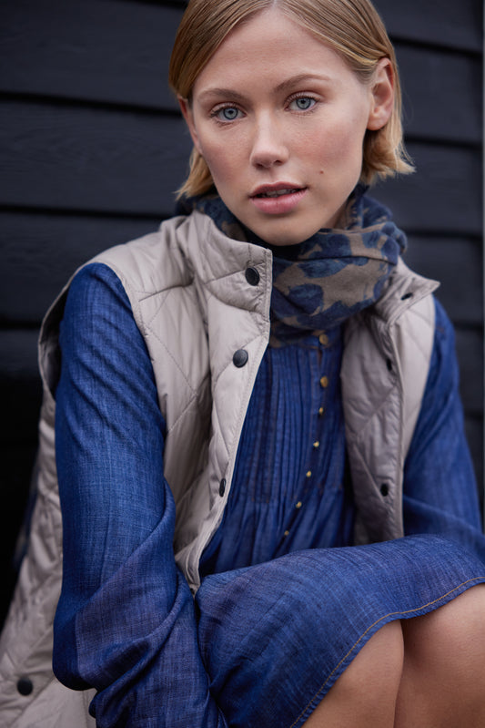 ILSE JACOBSEN SLIM VEST | GREIGE