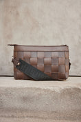 Load image into Gallery viewer, ILSE JACOBSEN CROSSBODY BAG | CHOCOLATE BROWN
