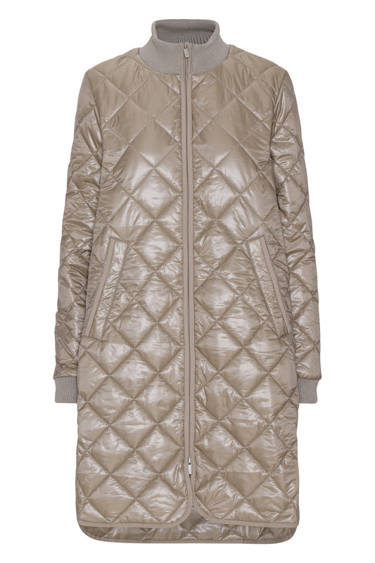 ILSE JACOBSEN LONG PEARL QUILTED COAT | TAUPE