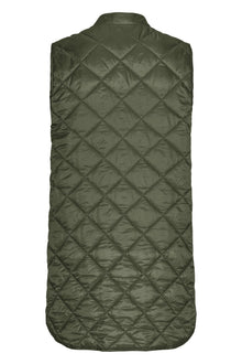 ILSE JACOBSEN PEARL SHORT QUILTED VEST | DEEP OLIVE