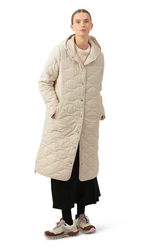 ILSE JACOBSEN LONG QUILTED HOODED COAT | LIGHT SAND