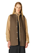 Load image into Gallery viewer, ILSE JACOBSEN QUILTED VEST | CUB BROWN
