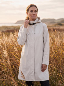 ILSE JACOBSEN LIGHT RAINCOAT | MILK CREAM