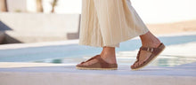 BIRKENSTOCK GIZEH BRAIDED LEATHER | COGNAC
