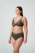 Load image into Gallery viewer, PRIMADONNA ARACRUZ HALF PADDED PLUNGE BIKINI
