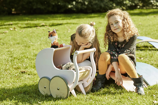 KINDERFEETS PRAM 2 IN 1 WALKER | WHITE