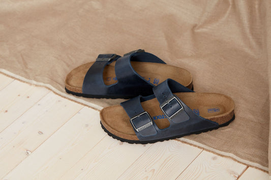 BIRKENSTOCK ARIZONA SOFT FOOTBED LEATHER | BLUE