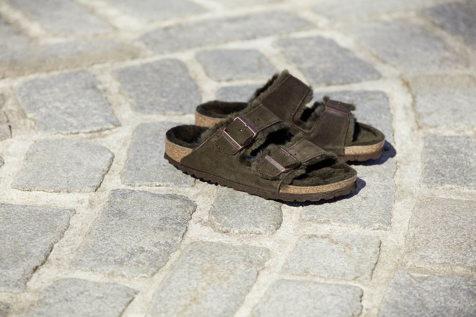 BIRKENSTOCK ARIZONA SHEARLING SUEDE LEATHER | MOCHA