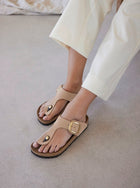 BIRKENSTOCK GIZEH BIG BUCKLE NUBUCK | SANDCASTLE