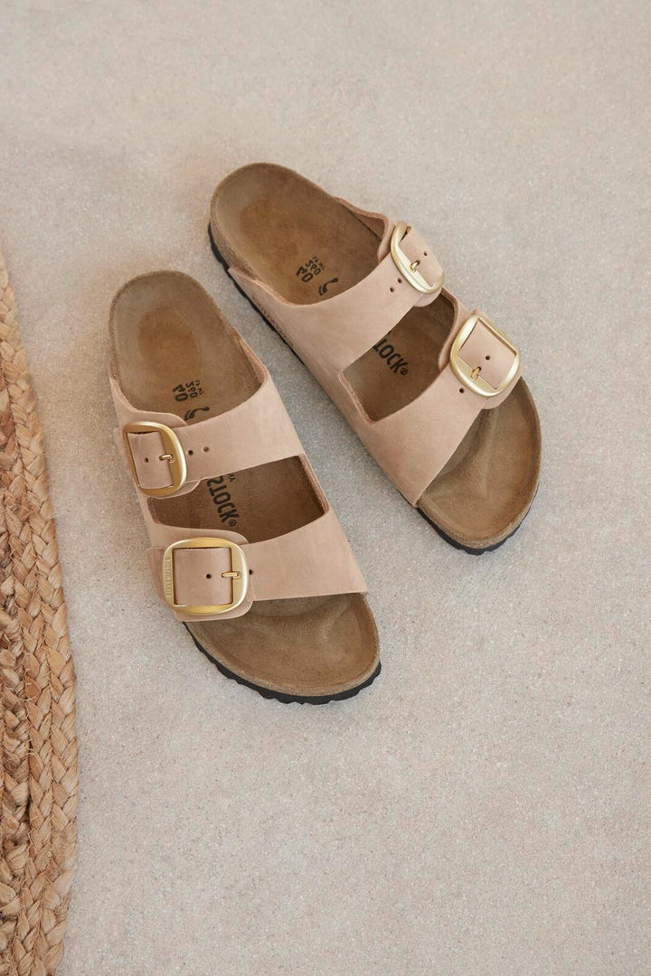 BIRKENSTOCK ARIZONA BIG BUCKLE NUBUCK | SANDCASTLE